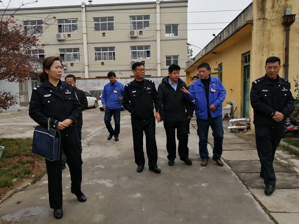 枣庄市公安局治安支队领导检查供水安保工作